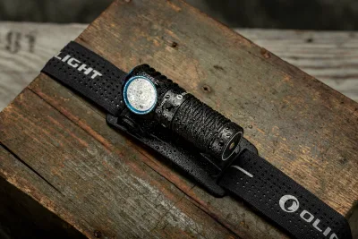 Perun 3 Mini cu bandă de cap, în aer liber